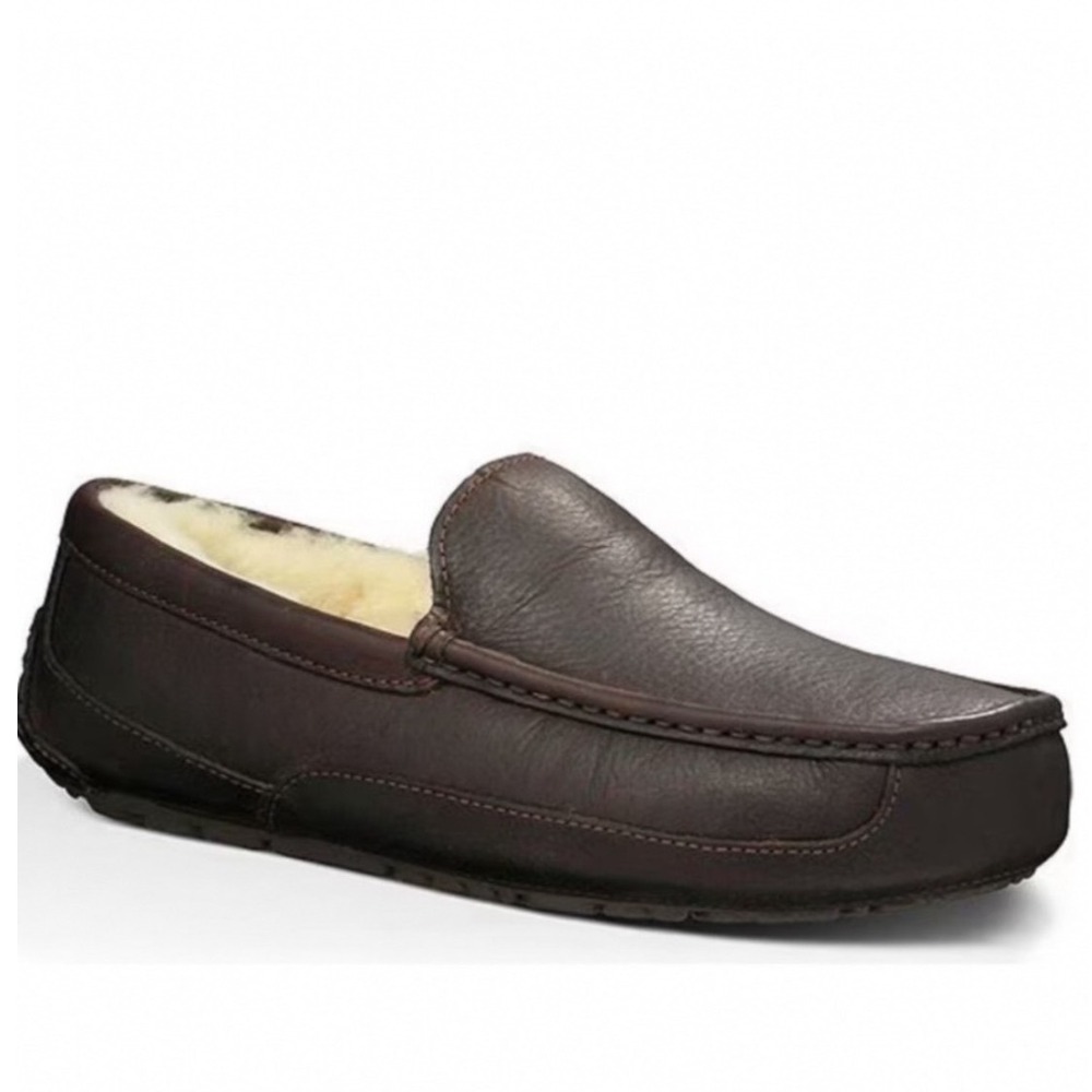UGG Ascot Brown Leather Loafers Slippers Men's Size 9